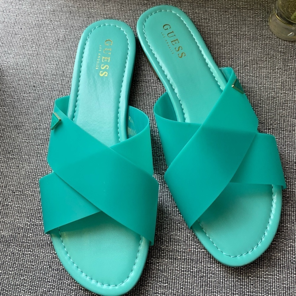 Guess Green Flat Sandal Size 10M - Picture 8 of 15